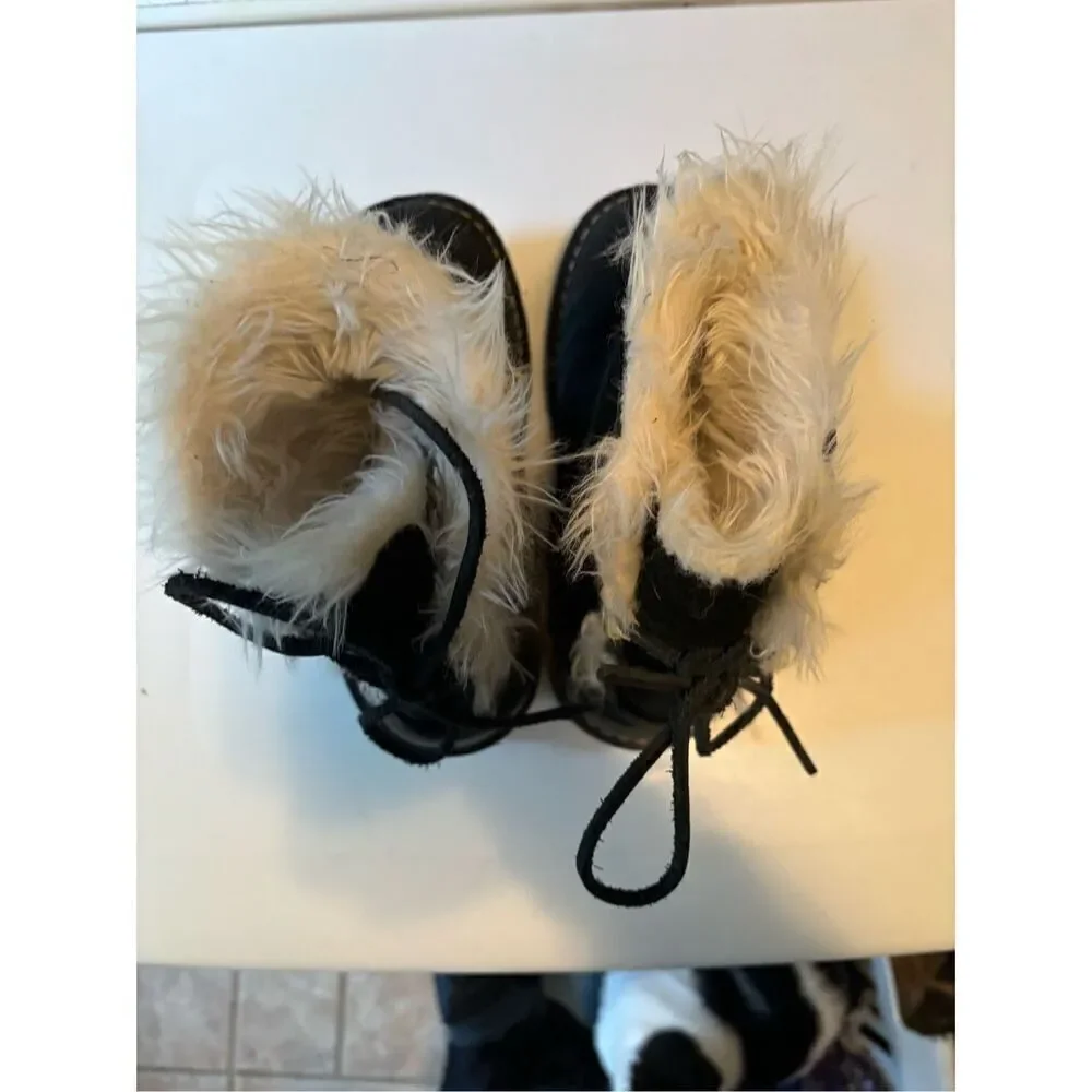 Sorel black suede